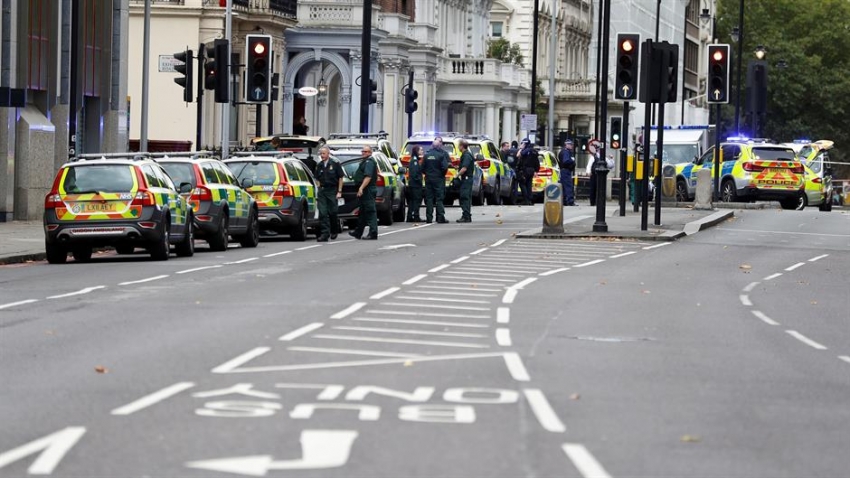 London: Auto pokosio pješake, istraga u toku