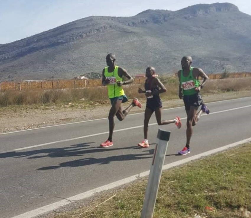 Počeo Podgorički maraton, učestvuje skoro 800 takmičara