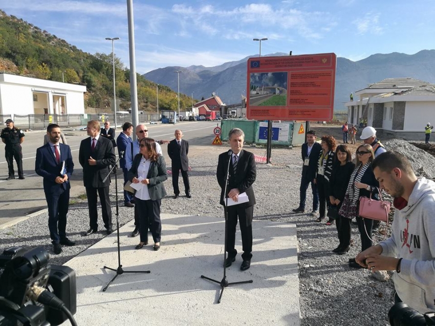 Preko Božaja pređe pola miliona vozila