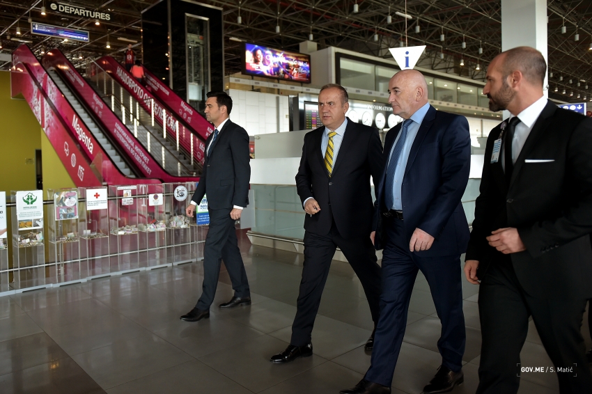 Turci žele da kupe podgorički i tivatski aerodrom