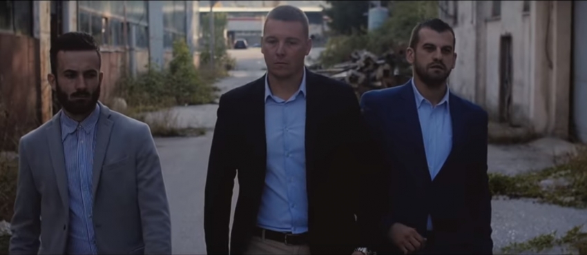 VIDEO – URA rukama gasi požare i poručuje DPS-u: Sanjaćete nas!
