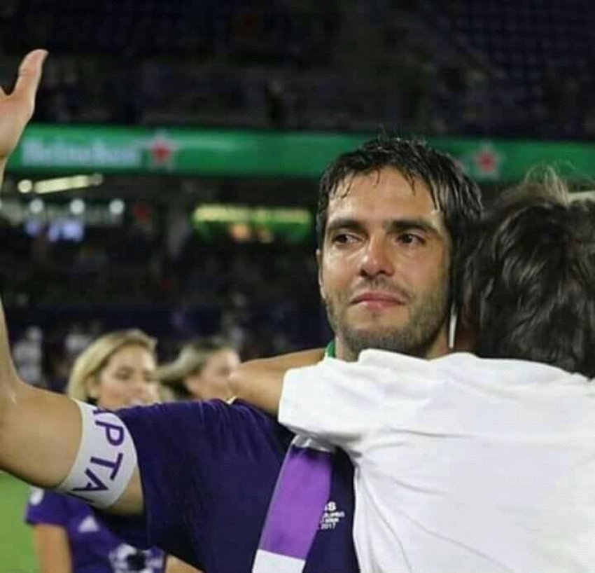 VIDEO: Kaka u suzama napustio Orlando (VIDEO)