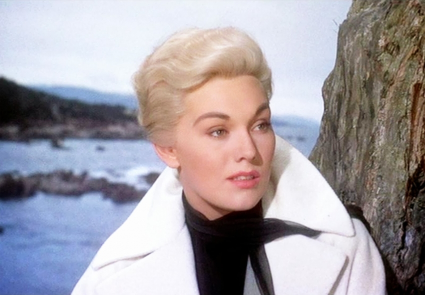 Kim Novak je bila sa sinom diktatora a mafija je crnom pjevaču zbog nje “lomila noge”…