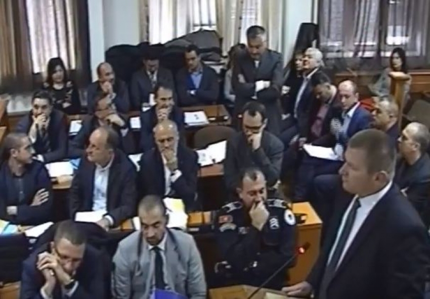 VIDEO – Sinđelić se iznervirao: “Я буду говорить по-русски”