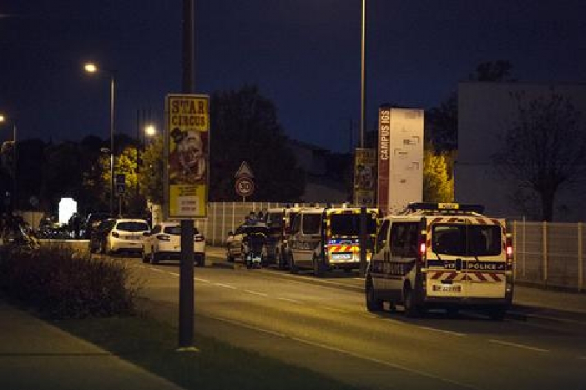 Francuska: Uhapšene tri osobe, povezane sa napadom na Šarli Ebdo