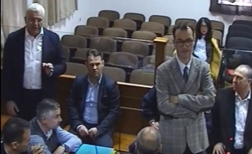 VIDEO – Mandić i Knežević izbačeni: Sejo Kalač u Rusiji popularniji od DF-a, “Smrad, ološ, ubica”
