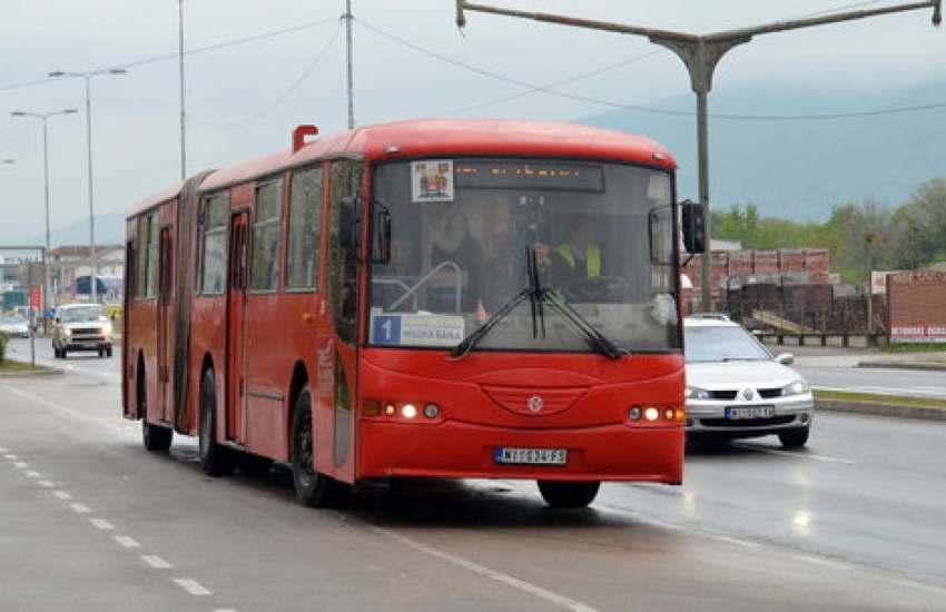 Beograd: Vozač autobusa pretukao djevojku, jer se žalila da autobus kasni?