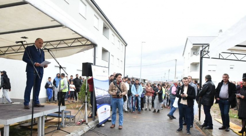 Stanovi za 120 porodica Kampa Konik