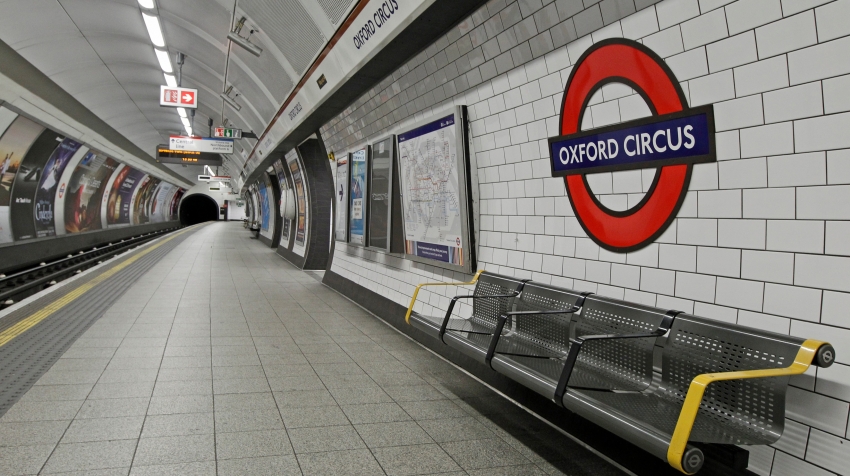 Evakuisan metro u Londonu: Čuli se pucnji, ljudi trčeći bježali