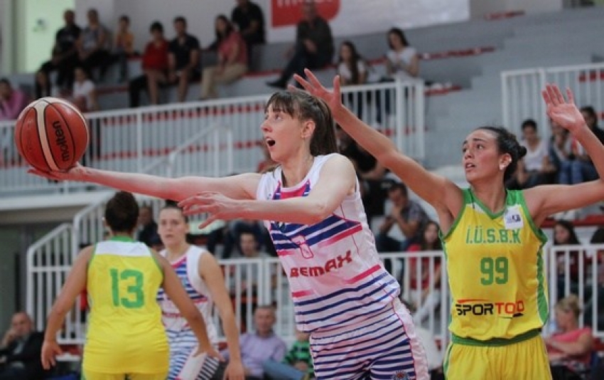 Budućnost Bemax izgubila derbi od Zvezde