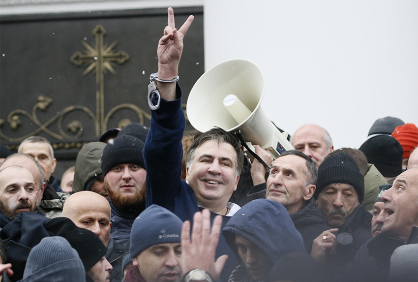 Pristalice oslobodile Sakašvilija