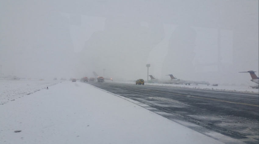 Snijeg paralisao Evropu, haos na aerodromima