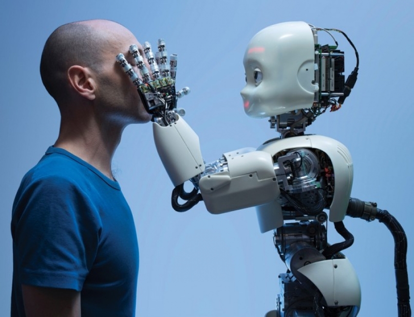 Roboti i ljudi će za 100 godina imati djecu, jednostavno će ih štampati