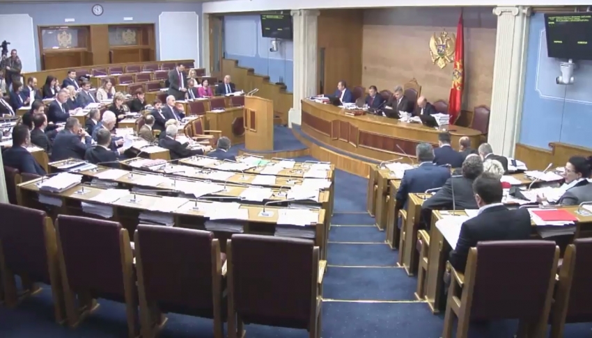 Završena rasprava o prvoj tački: Pažin neće da komentariše pitanje Kneževića