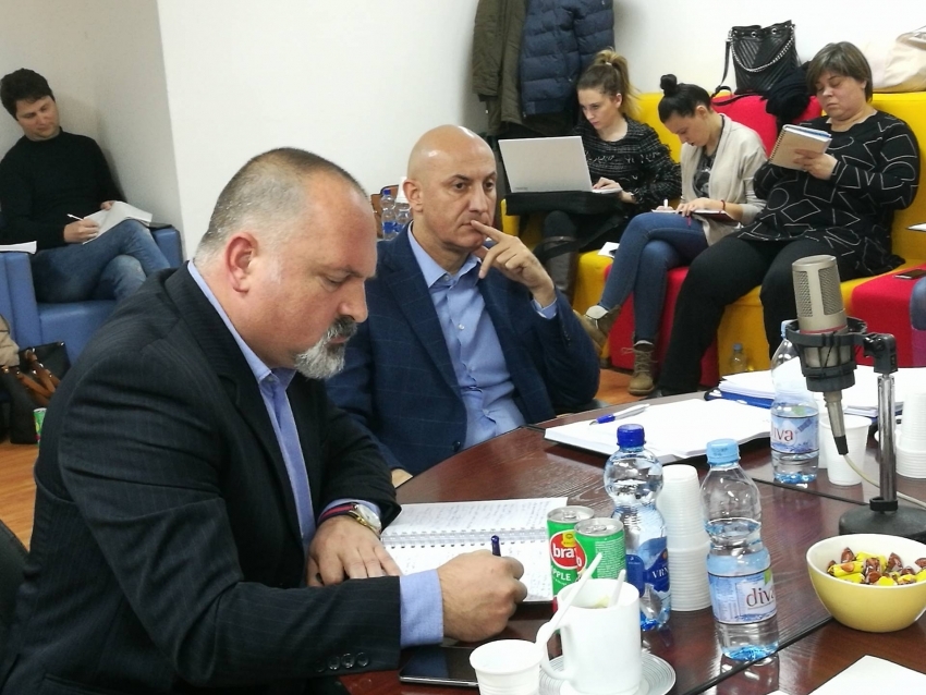Dok se Đurović hvali kako je smijenio direktore, RTCG-u nikad manja gledanost
