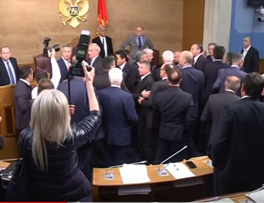 VIDEO – Dio istorije žestokih svađa i javnih incidenata: Od Mila preko Milana biće još gore
