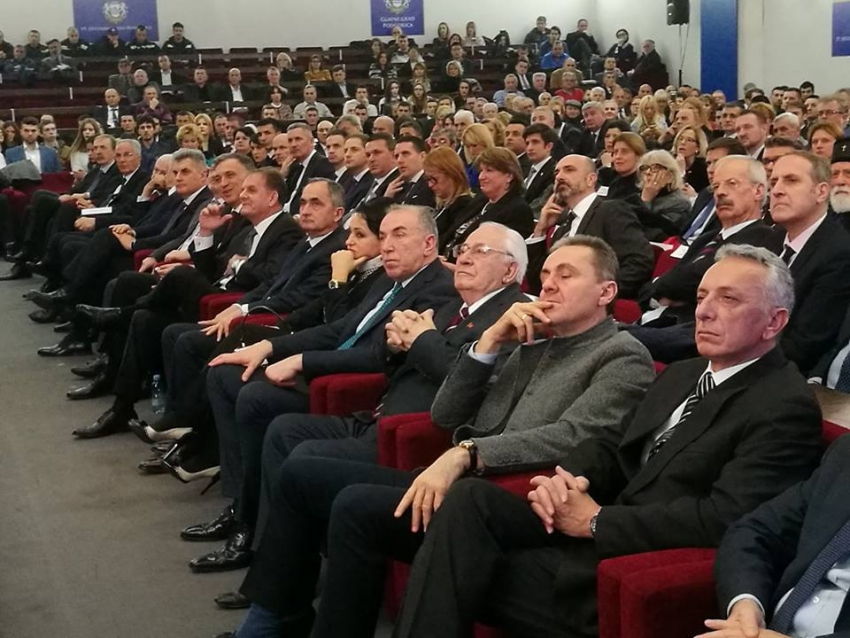 FOTO: Kod Miga došli Mihailo i Duško Knežević, nema Mila ni Amfilohija