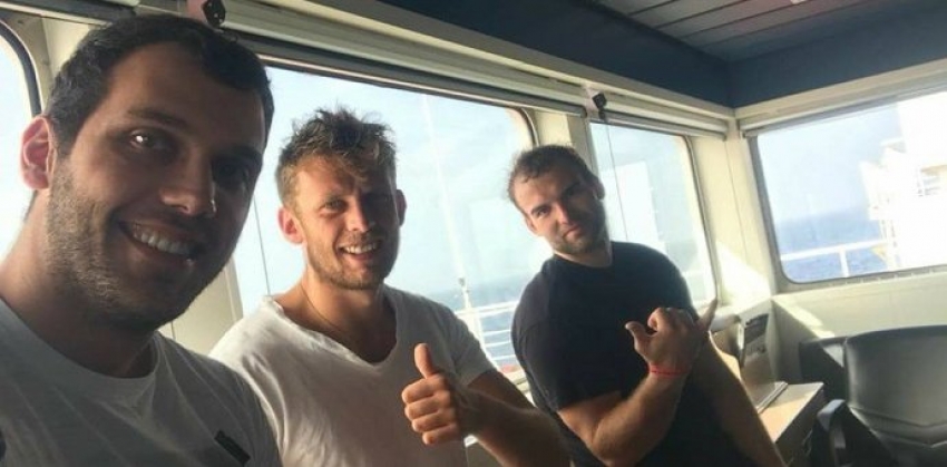 FOTO – Fali nam ovako lijepih vijesti: KO su ovi Kotorani? Spasli Engleze, objavili slike ali ne i svoja imena