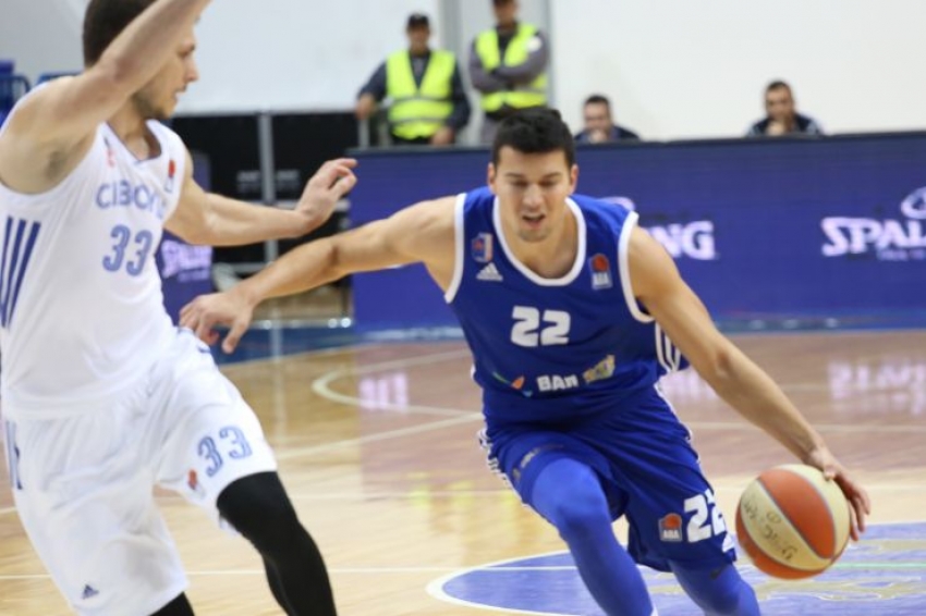 Cibona osvojila Bar