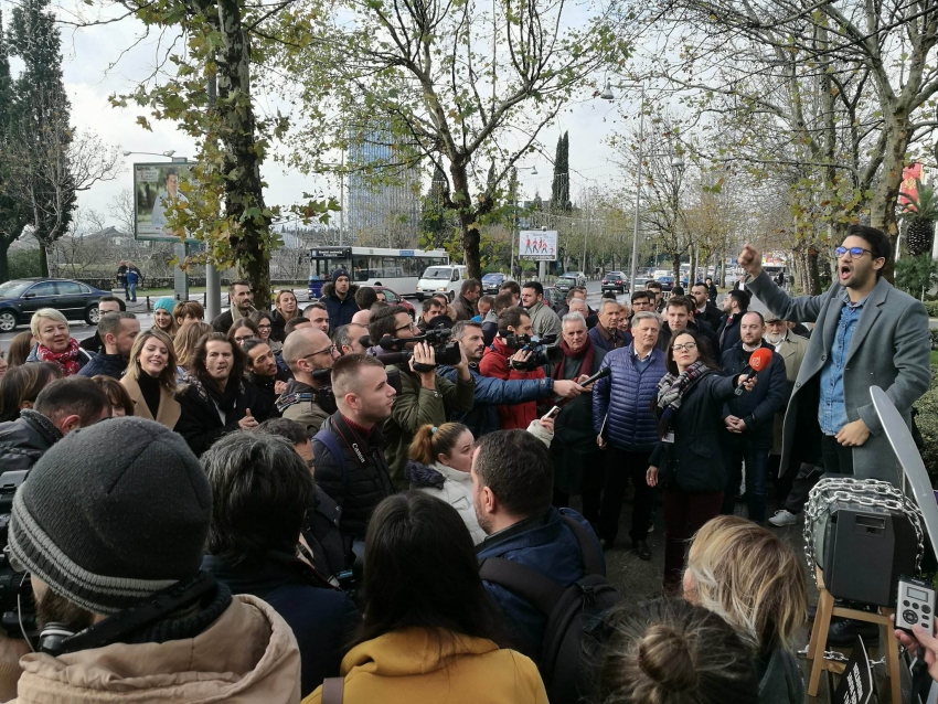Protest NVO zbog RTCG: Nećemo dozvoliti da se vrati mrak na Javni servis