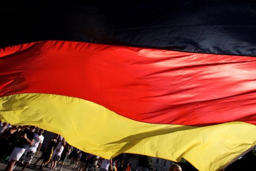 Njemačka nudi migrantima 3.000 eura da odu u svoje zemlje