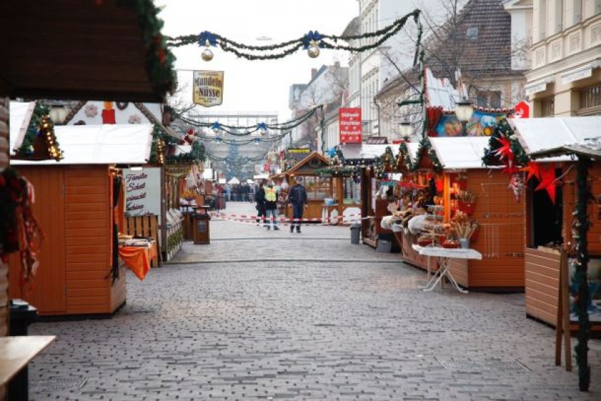 Panika u Berlinu, evakuisan vašar zbog paketa sa eksplozivom