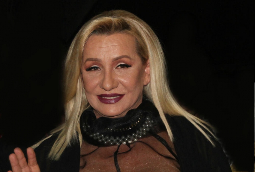Vesna Zmijanac isprozivala Lepu Brenu: “Brena je šoumen a ja sam pjevač”