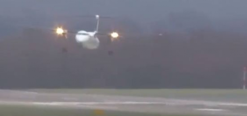 VIDEO: Oluja vrti avion “oko malog prsta”, pilot uradio nemoguće!