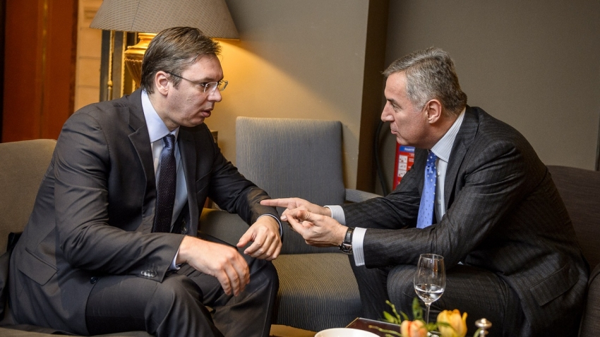 Vučić, kao u telenoveli, na ivici suza zbog Amfilohija: Predsjednik Srbije najtalentovaniji političar poslije Đukanovića
