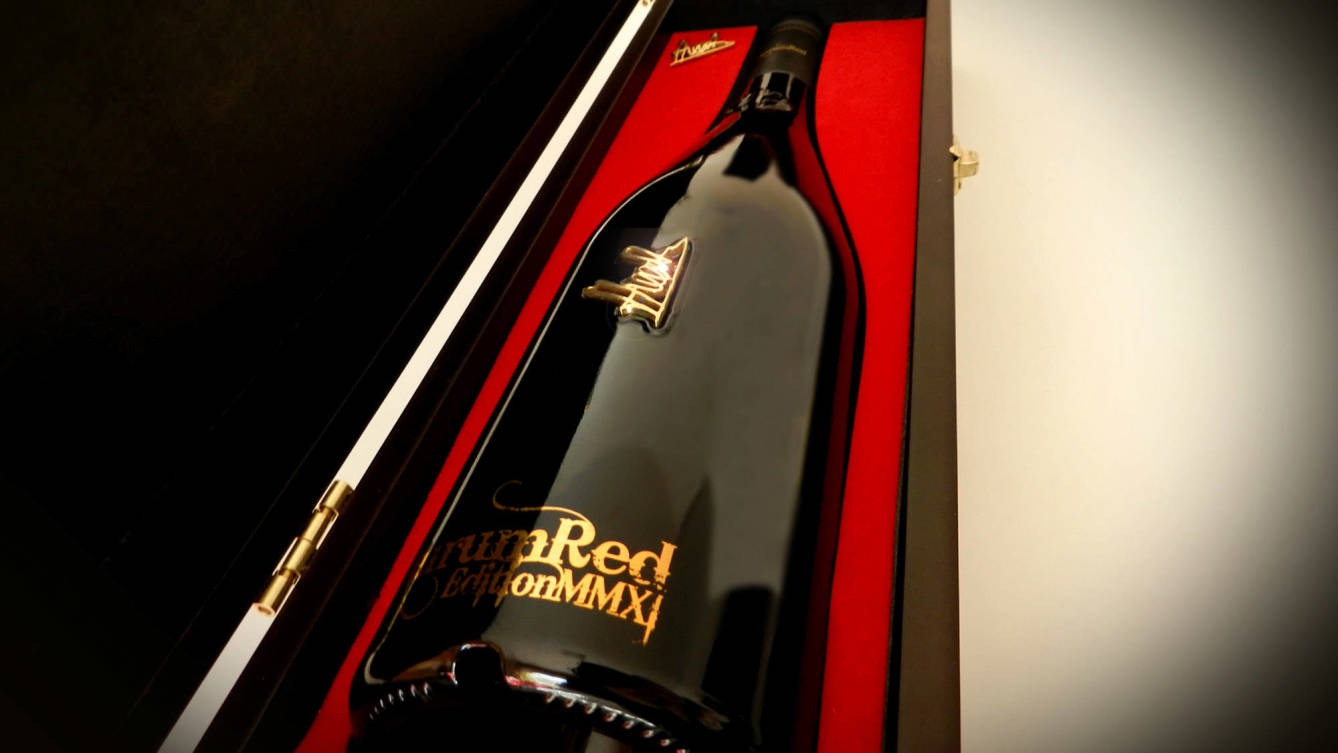 Flaša vina Aurum Red zlatne serije košta 25.000 evra