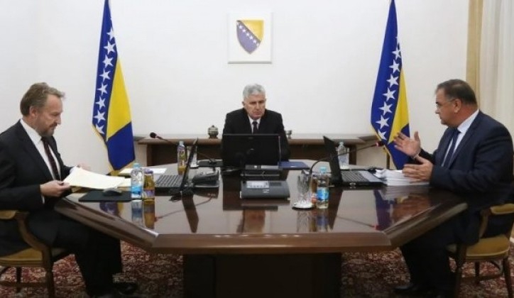 Završio pripravnički, pa odmah postavljen za ambasadora BiH u Varšavi