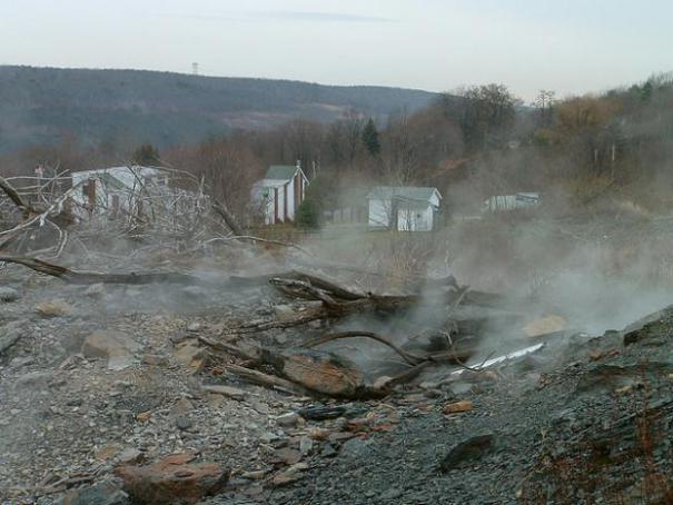 Topliji od Merkura, otrovniji od Saturna: Napušteni grad koji već decenijama gori