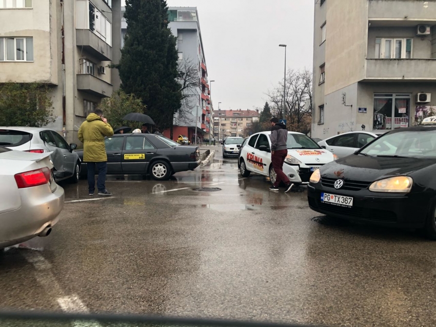 FOTO: Udes preko Morače, nema povrijeđenih