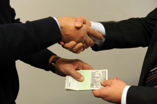 Grupa sa Cetinja osumnjičena da je prevarila firme za 80 hiljada eura