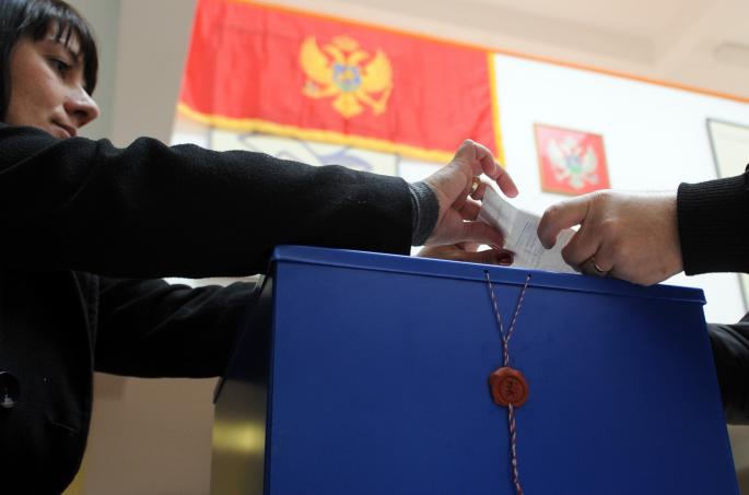 Najviše kandidata za predsjednika smo imali 2002. godine, da li će i na ovim izborima biti gužve na listiću?
