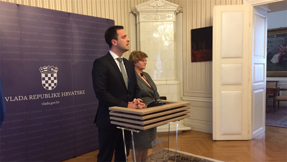 Hrvatski sekretar podnio ostavku usred pres konferencije: Najgore stanje od kad postoji država