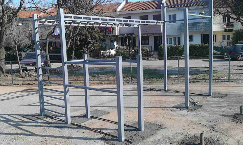 Postavljena još jedna multifunkcionalna sprava za vježbanje
