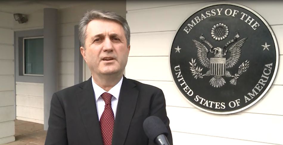 Nuhodžić: Najoštrije osuđujemo napad na američku ambasadu