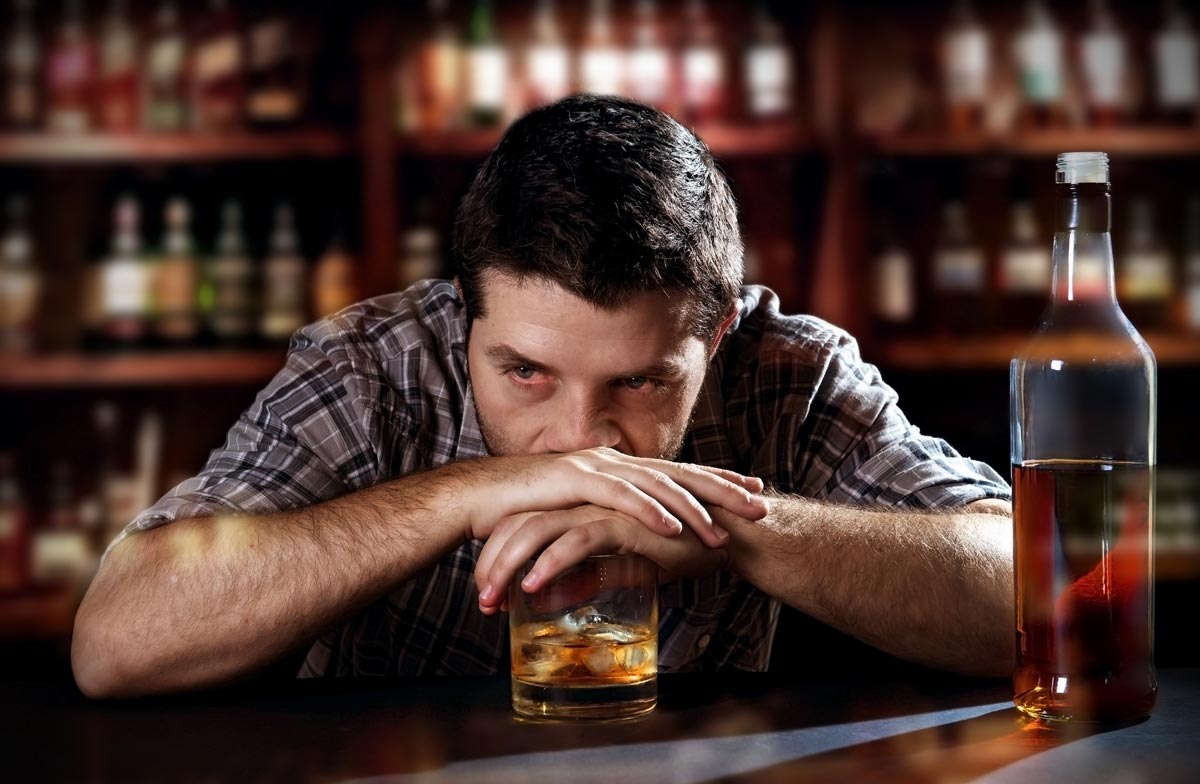 Alkohol je štetniji za mozak od marihuane?