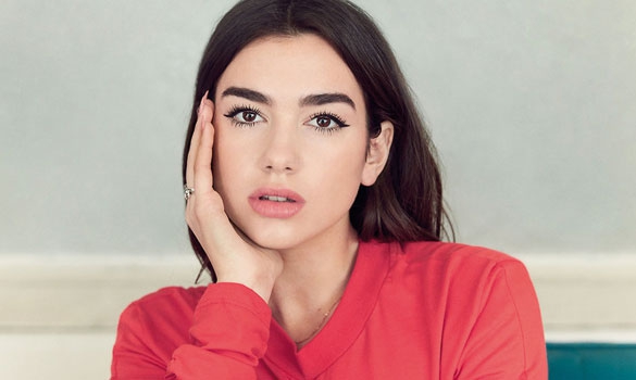 FOTO – Dua Lipa čestitala Kosovu nezavisnost: Objavila fotografiju na kojoj zastava Albanije ljubi zastavu Kosova