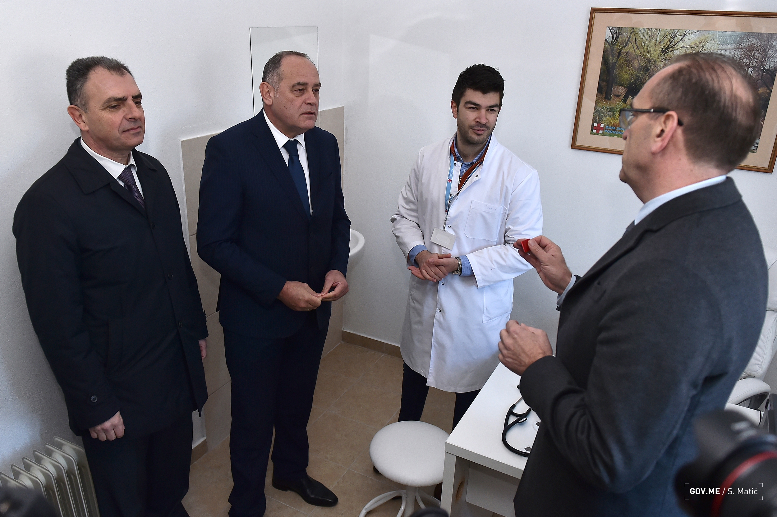 Hrapović, Simović i Kavarić svečano otvorili ambulantu u Berima