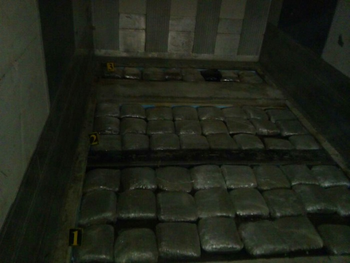 Uhapšen na graničnom prelazu: Podgoričanin u hladnjači krio preko 60 kilograma droge