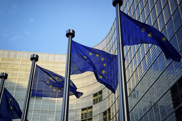 Zašto EU prima CG, Albaniju, Srbiju, Makedoniju, BiH i Kosovo?