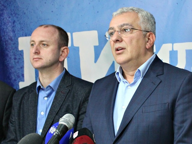Rogozinova stranka traži da se zaštite Knežević i Mandić