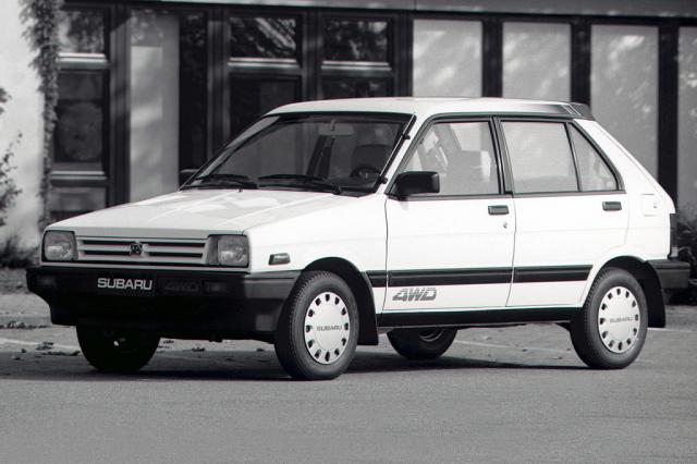 Auto-salon u koji niko nije ušao već 30 godina