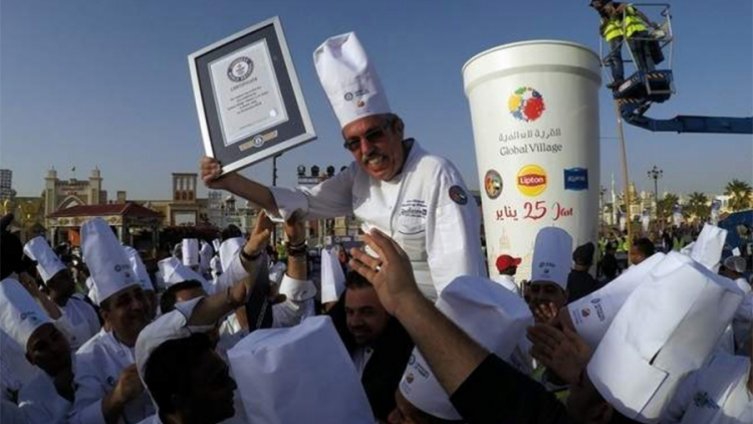 Oboren rekord: U Dubaiju skuvana najveća šolja čaja na svijetu