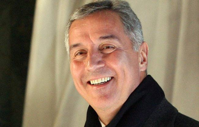 Zašto Đukanović non-stop “brani državu”? Opozicionari mu na tacni serviraju četništvo i velikosrpsku hegemoniju