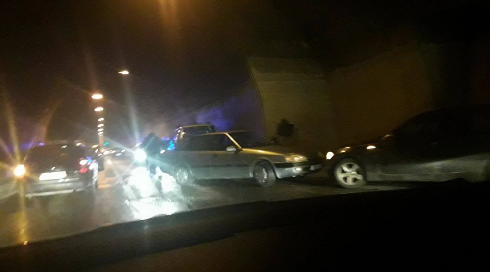 Lančani udes u tunelu Vrmac