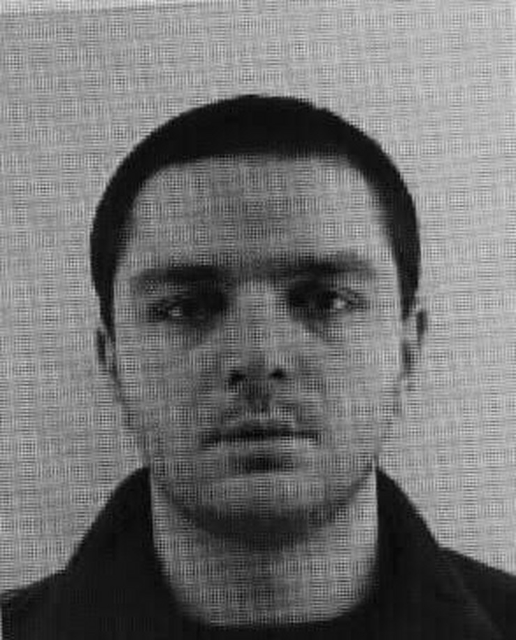 Ovo je programer koji je ubio direktora pa pokušao da se raznese bombom