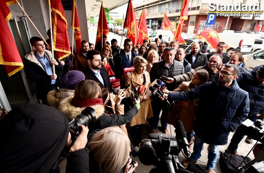 Vuksanović: Ne pada mi na pamet da se povučem, to bi značilo predaju pobjede u ruke Mila Đukanovića!